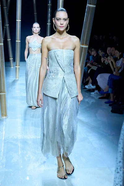 Look 55